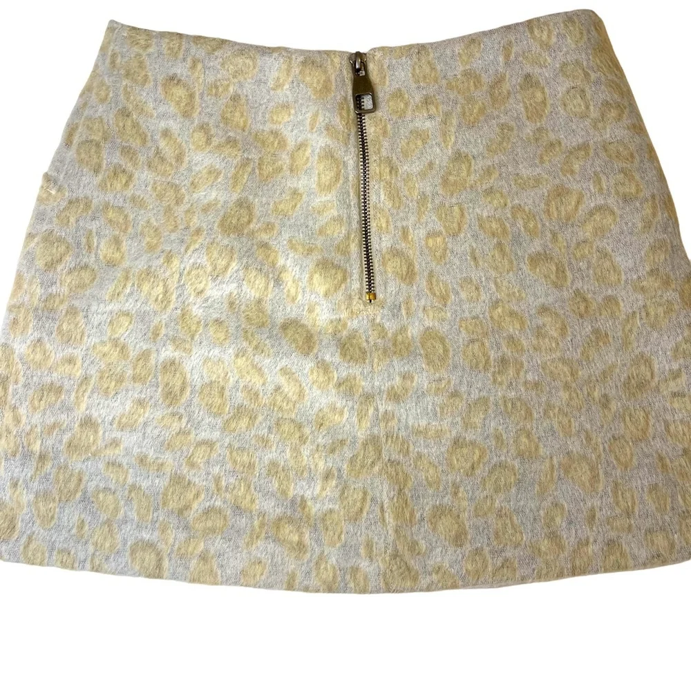 Urban Outfitters ecoté Snow Leopard mini-skirt size 0